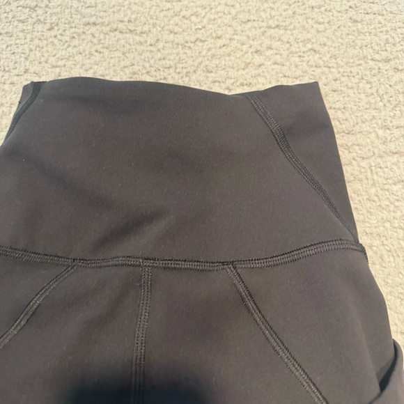 Lululemon Wunder Train High-Rise Short 8” Black Sz 0 Legging Comfort Athleisure - Picture 7 of 11